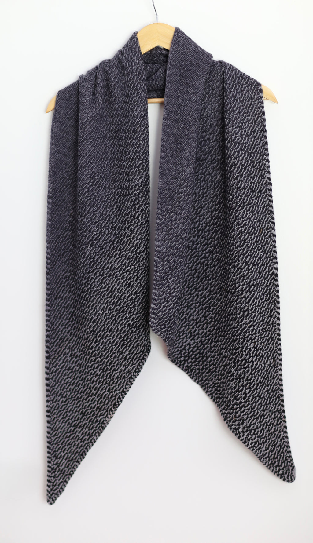 Dominique Scarf